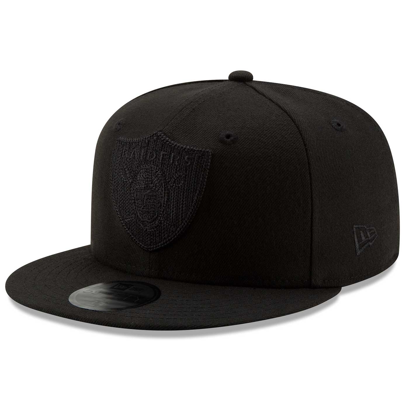 Product Detail NEW ERA 59FIFTY BLACKOUT LOGO SHADE CAP